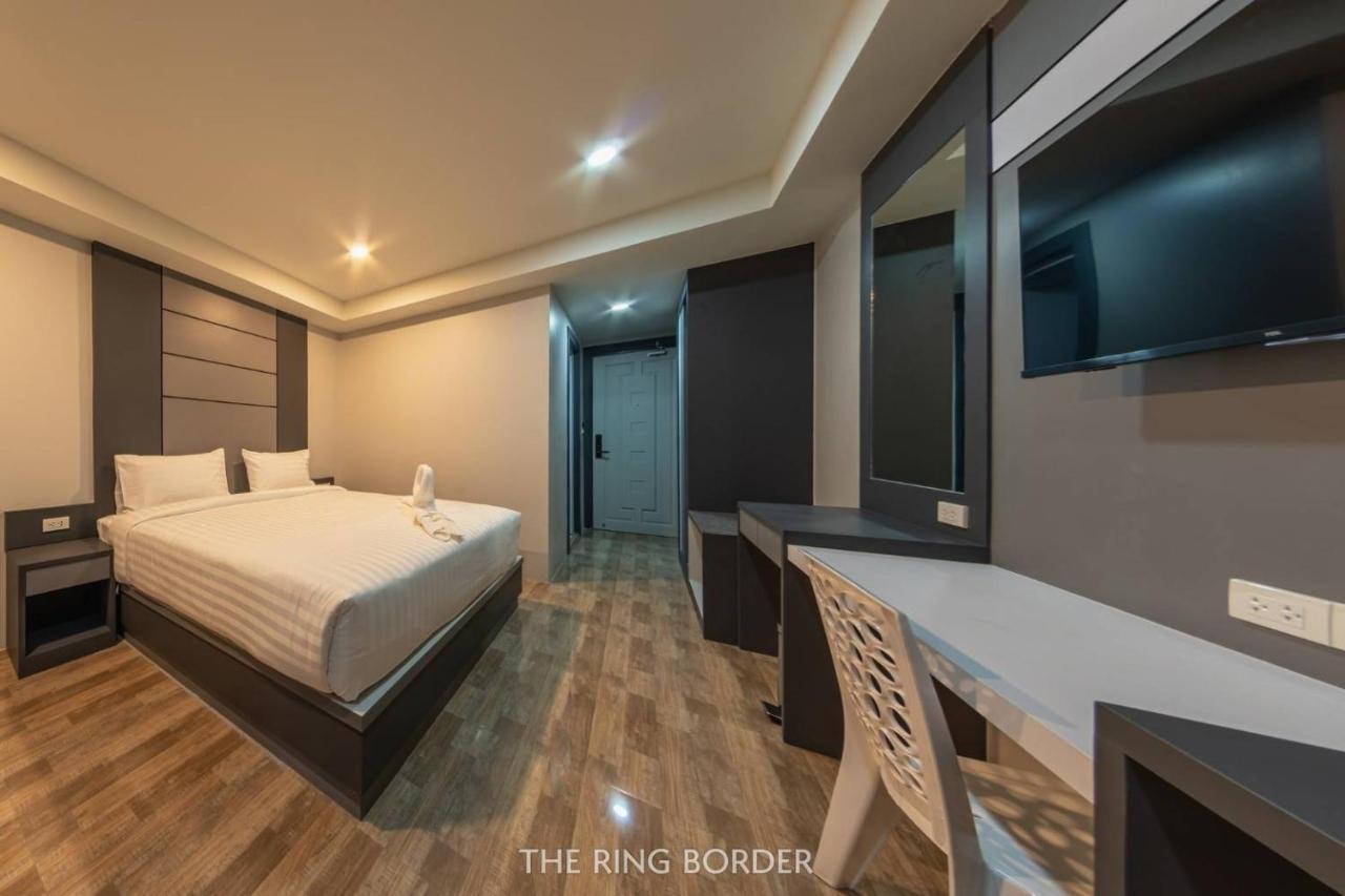 The Ring Border Hotel Ban Khlong Phruan Exterior photo